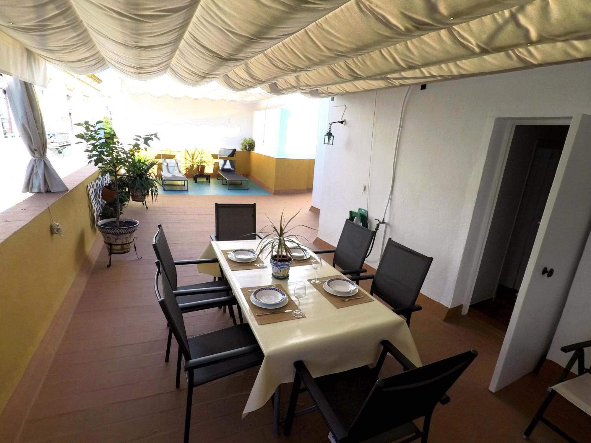 Duplex Acogedor Con Gran Terraza En Pleno Centro De Sevilla!, Seville